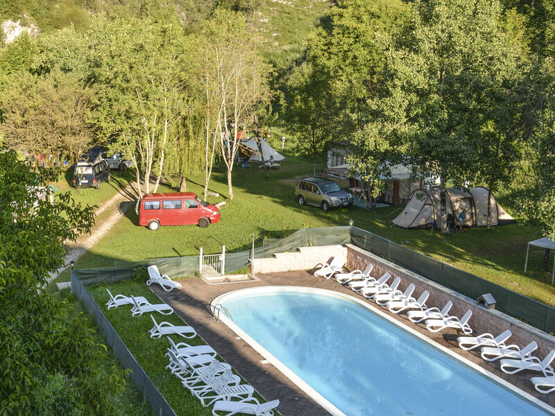 Hotel – Camping e Ristorante Casavecchia, unica location e tante soluzioni per una vacanza memorabile vicino al Lago di Ledro ALBERGO-BAR-RISTORANTE-CAMPEGGIO CASAVECCHIA di Merli Giuliano & C. SNC | Il campeggio